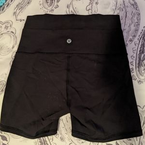 Lulu Lemon black biker shorts